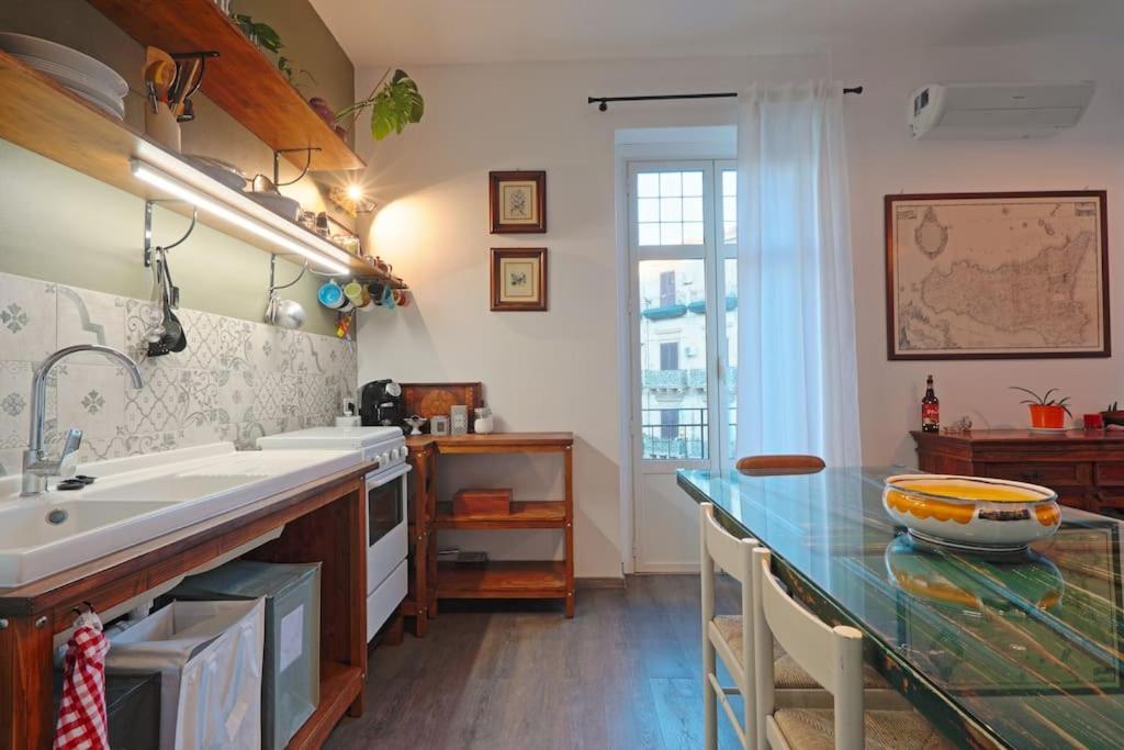 パレルモLa Casuzza Del Borgo - Porto - Politeamaアパートメント エクステリア 写真